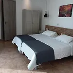 Olive House Bed and Breakfast Μαραθιάς