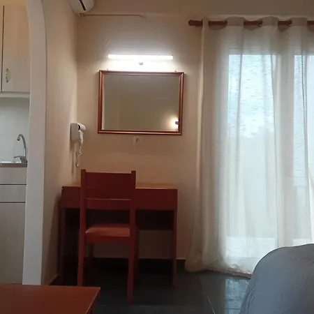 Olive House فندق مبيت وإفطار ماراثياس