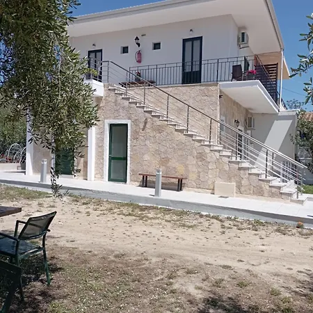 Olive House Marathias